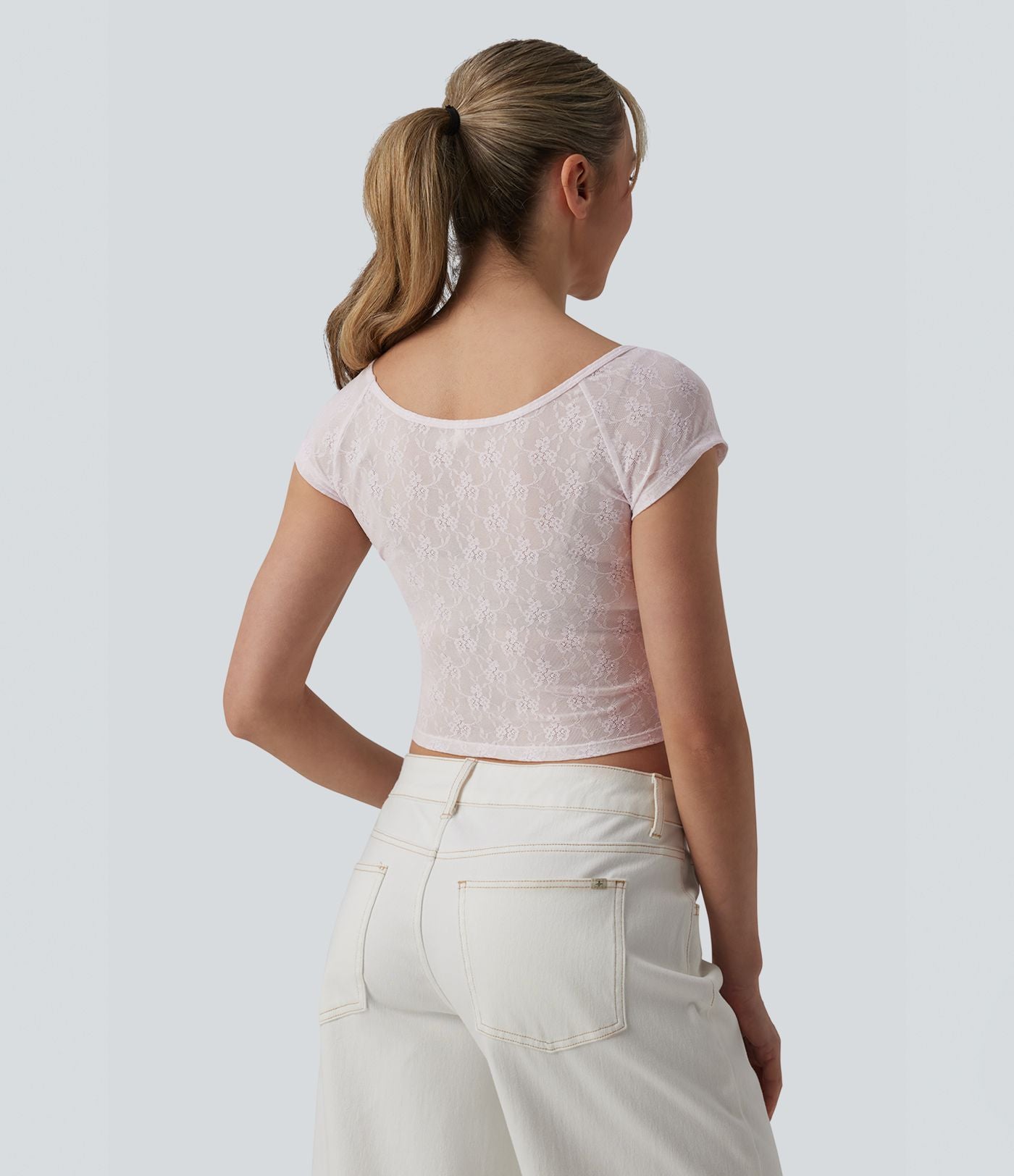 T-shirt casual court col cœur manches courtes en dentelle