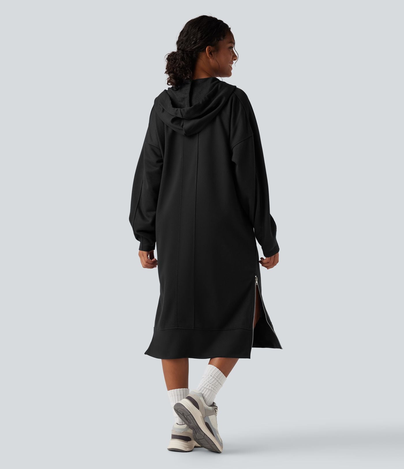 Robe sweat midi à capuche avec cordon de serrage et zip à l'ourlet à manches longues avec poches