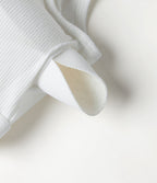 T-shirt décontracté en maille côtelée, col rond échancré, dos en U, manches courtes, brassière intégrée en dentelle contrastée