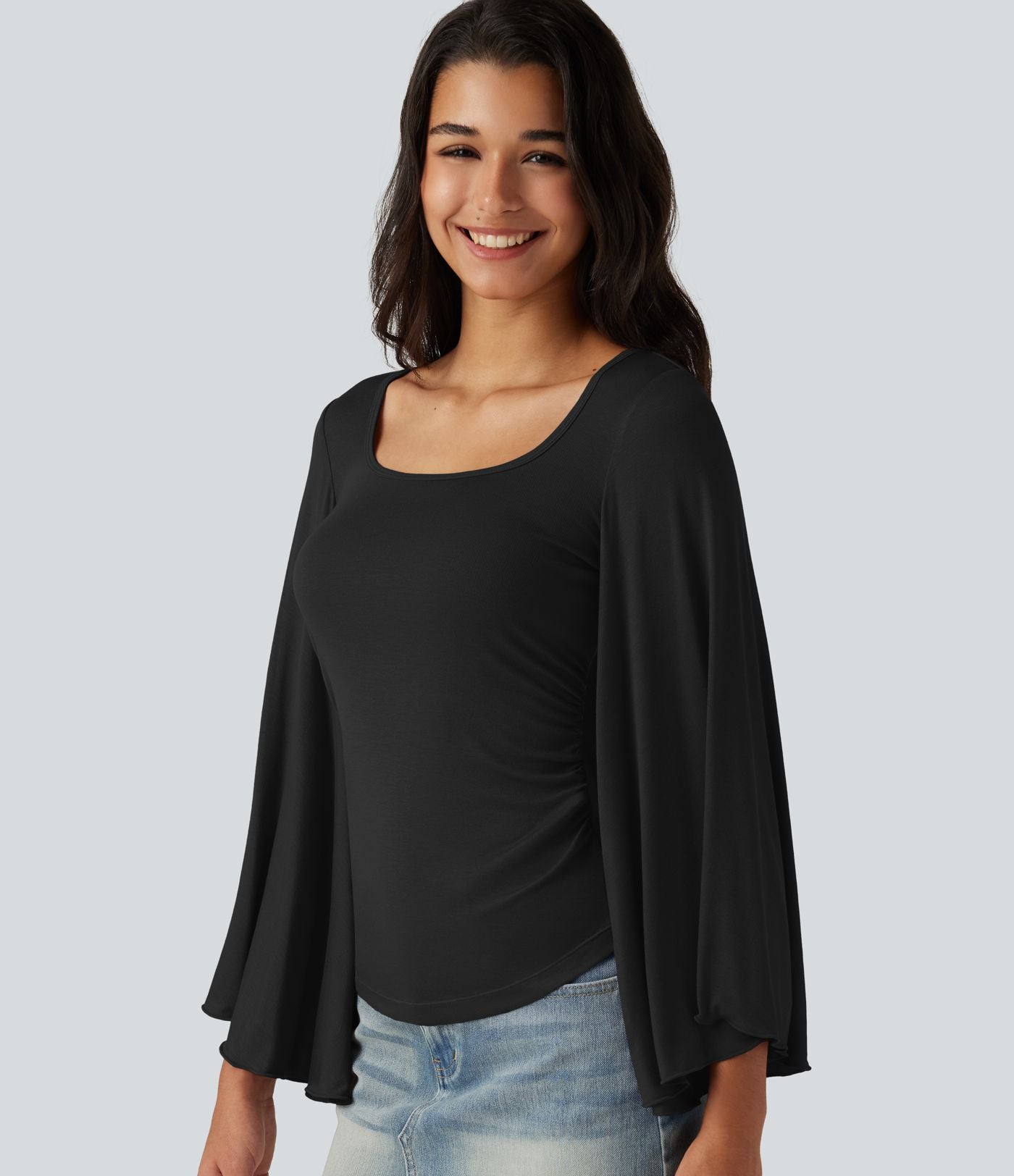T-shirt côtelé à encolure carrée avec manches 7/8 volantées et fronces