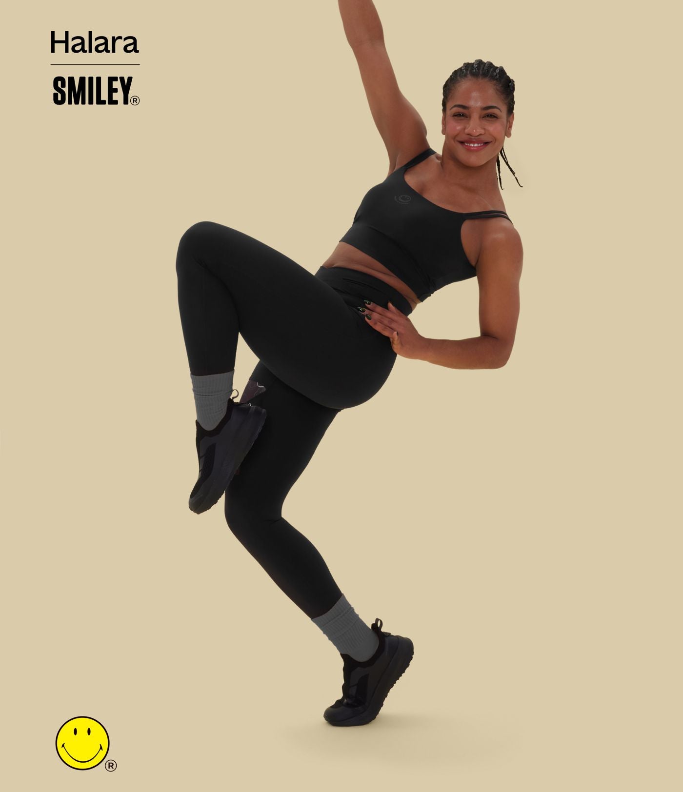 Legging de yoga Halara X Smiley® Halara UltraSculpt™ taille haute croisé avec empiècements en mesh contrastant et boucle décorative