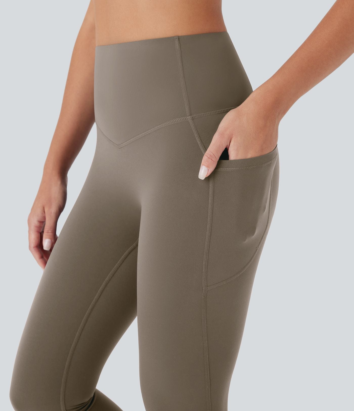 Legging corsaire d'entraînement gainant galbant taille haute avec poches Halara UltraSculpt™