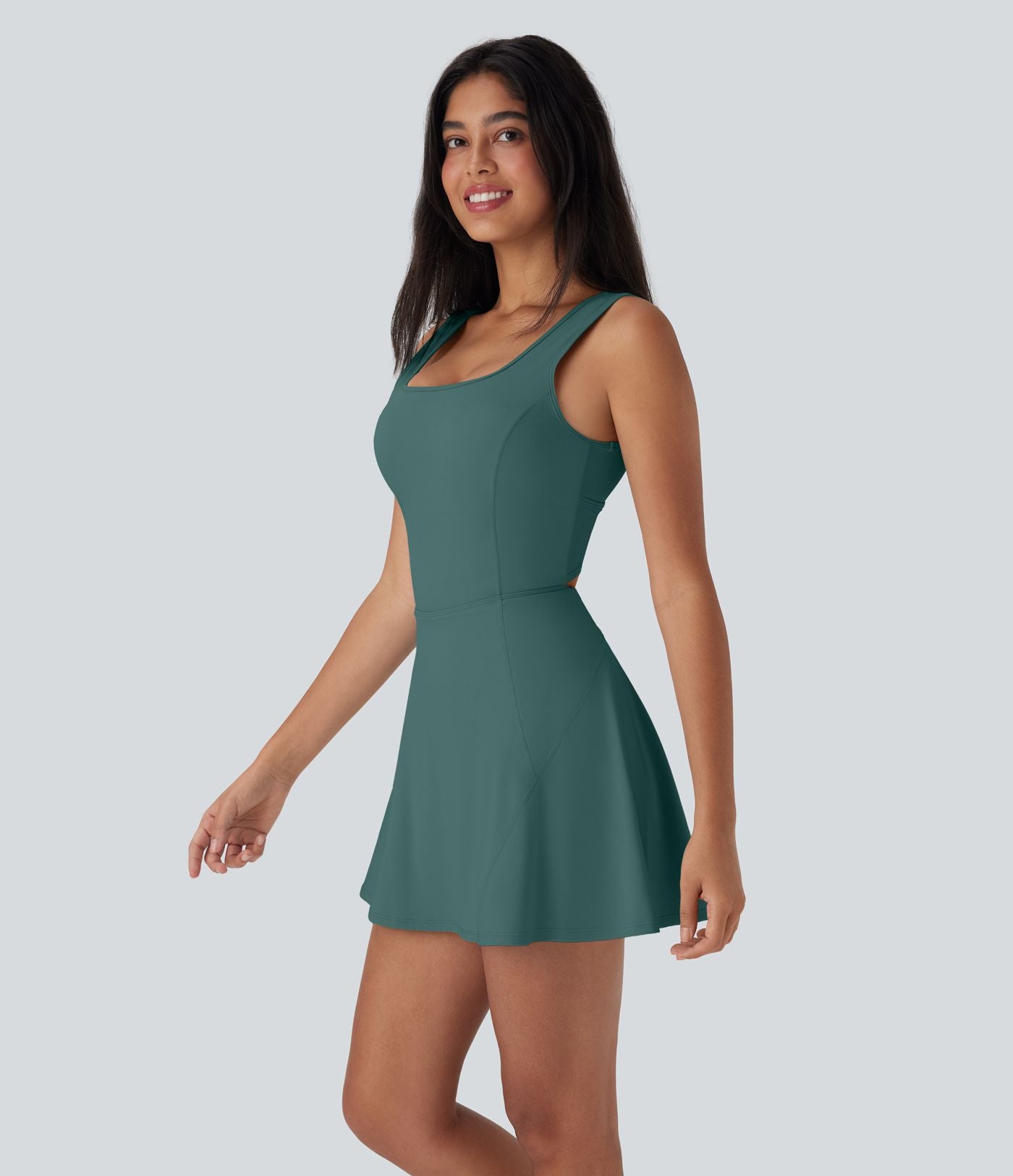 Robe SoftlyZero™ Airy de danse mini 2-en-1 dos nu, col U, bretelles croisées, poches latérales et effet frais InstantCool, accès facile Easy Peasy