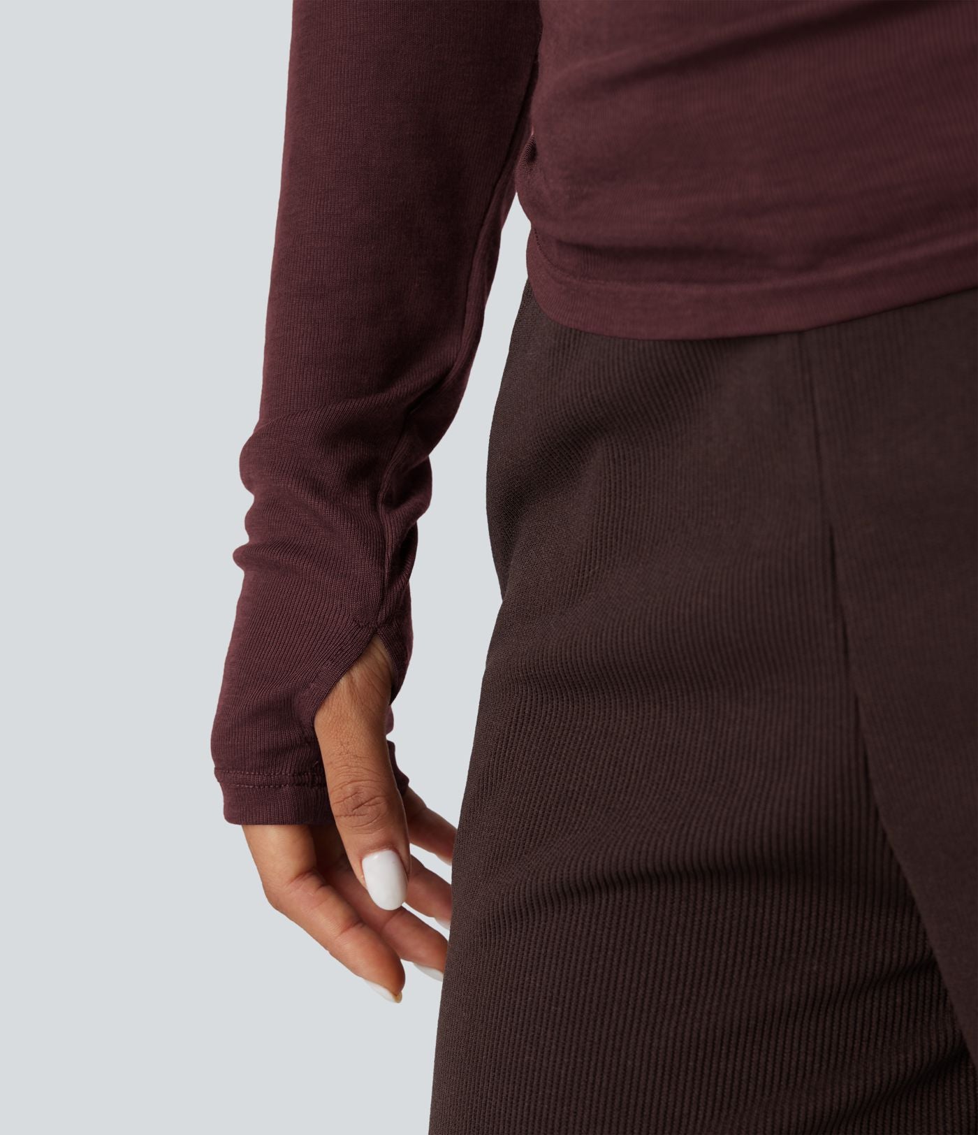 T-shirt décontracté asymétrique en mélange de laine à une épaule et manches longues