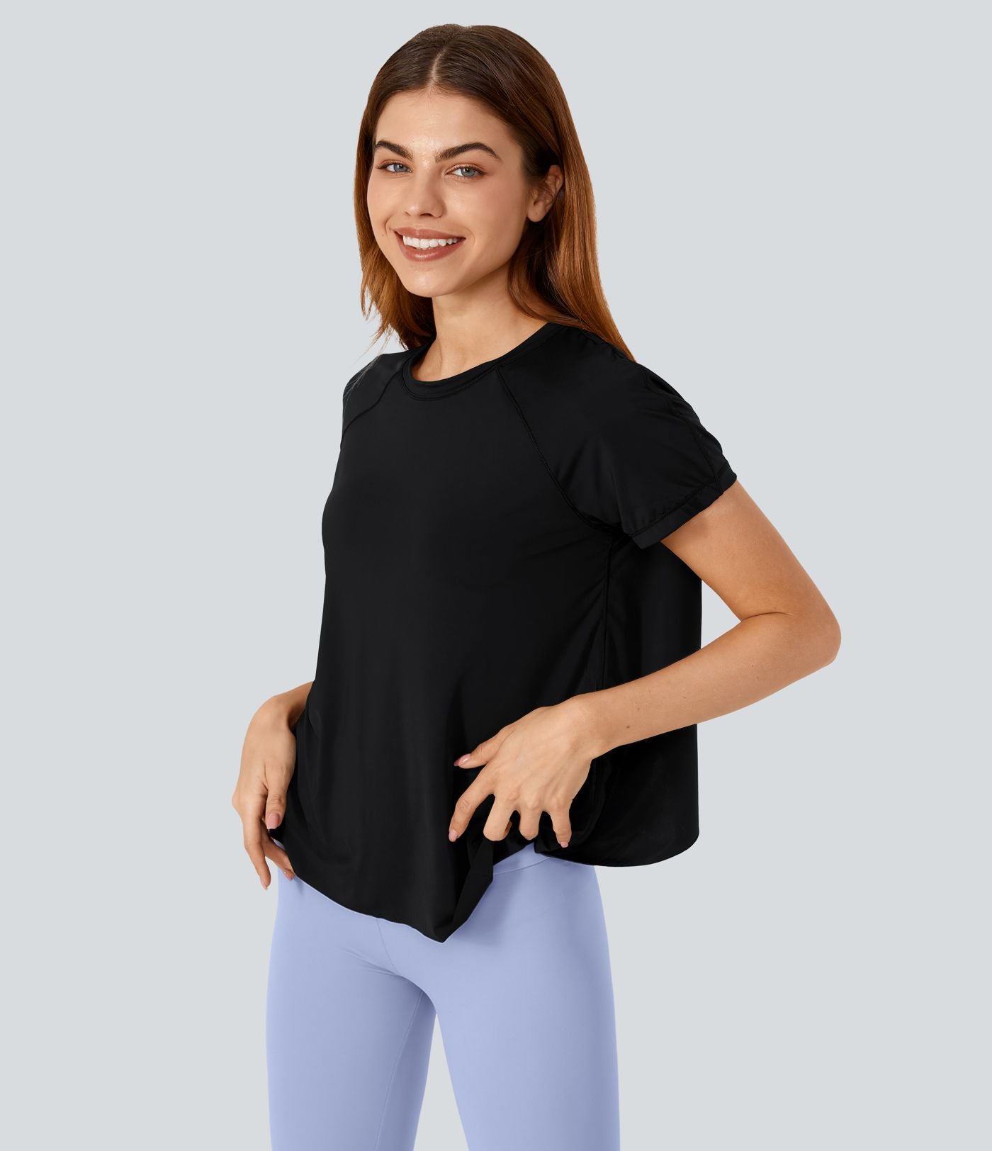 Haut de sport yoga à manches courtes avec ourlet fendu, effet frais InstantCool et mesh contrastant, protection solaire UPF50+