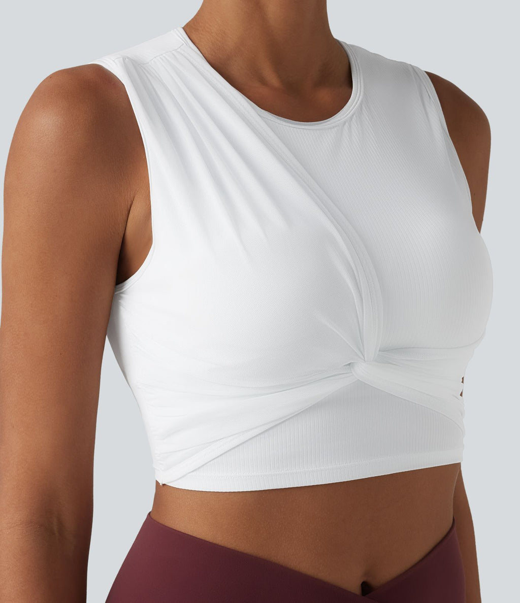 Brassière de sport courte en maille côtelée effet frais InstantCool anti-odeurs avec détail torsadé, superposition en mesh et brassière intégrée, protection solaire UPF40+