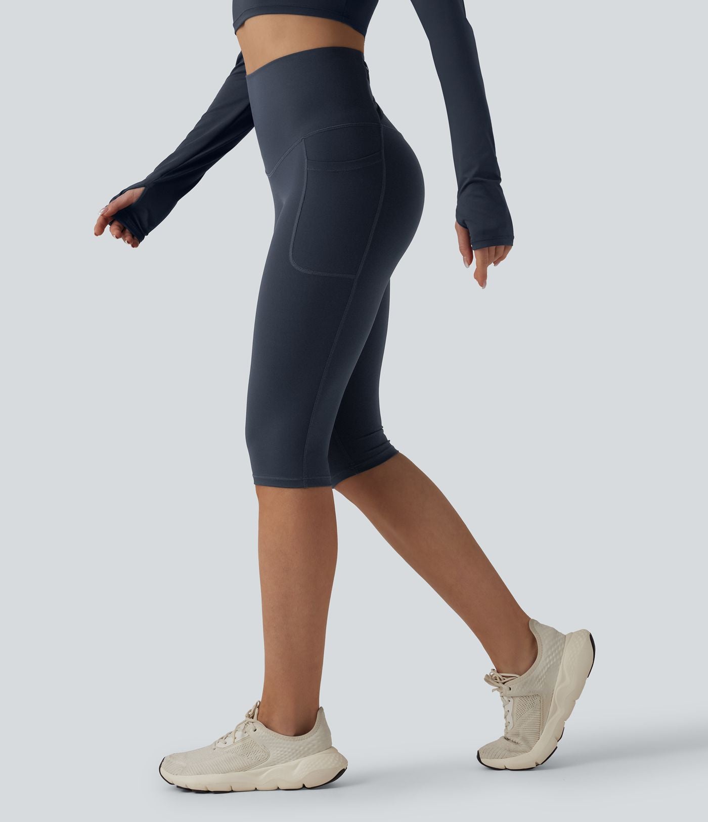 Halara Ultrasculpt™ Legging de running corsaire gainant taille haute dos croisé avec poches