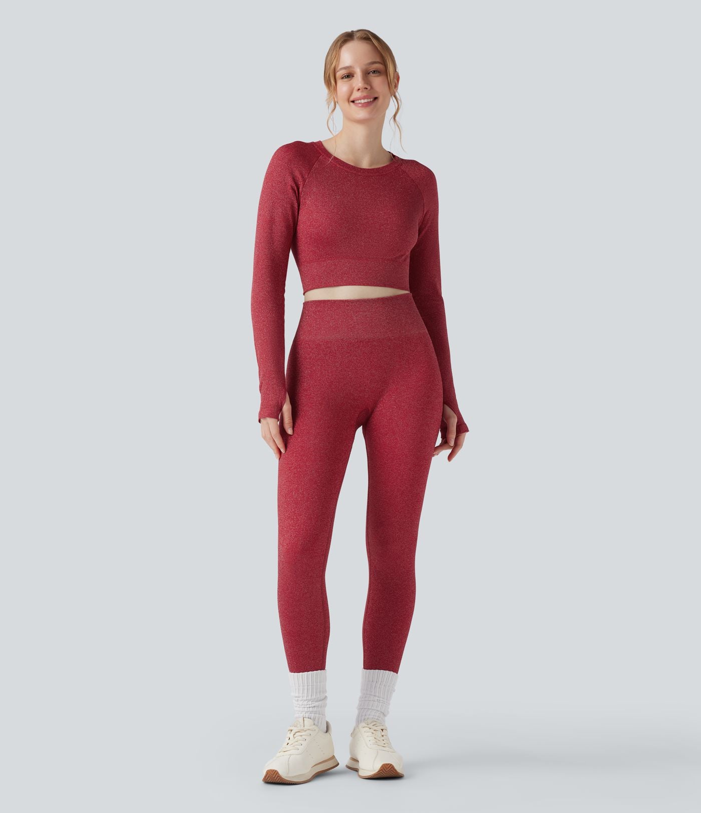 Crop top OneForm Seamless Flow, manches longues, col rond, effet sparkle avec passe-pouces