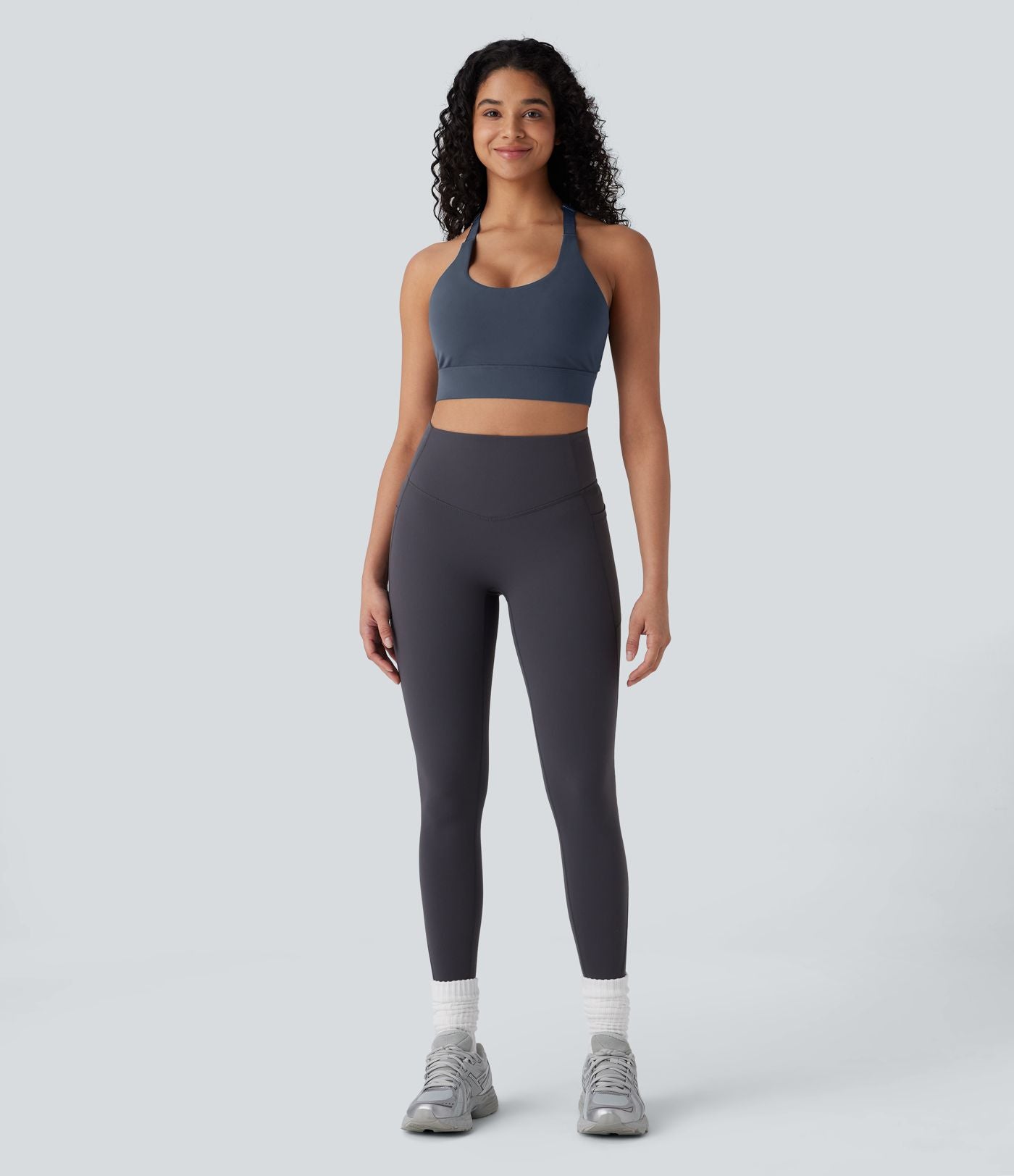 Halara UltraSculpt™ Brassière de sport yoga soutien léger col U dos nu avec crochets ajustables