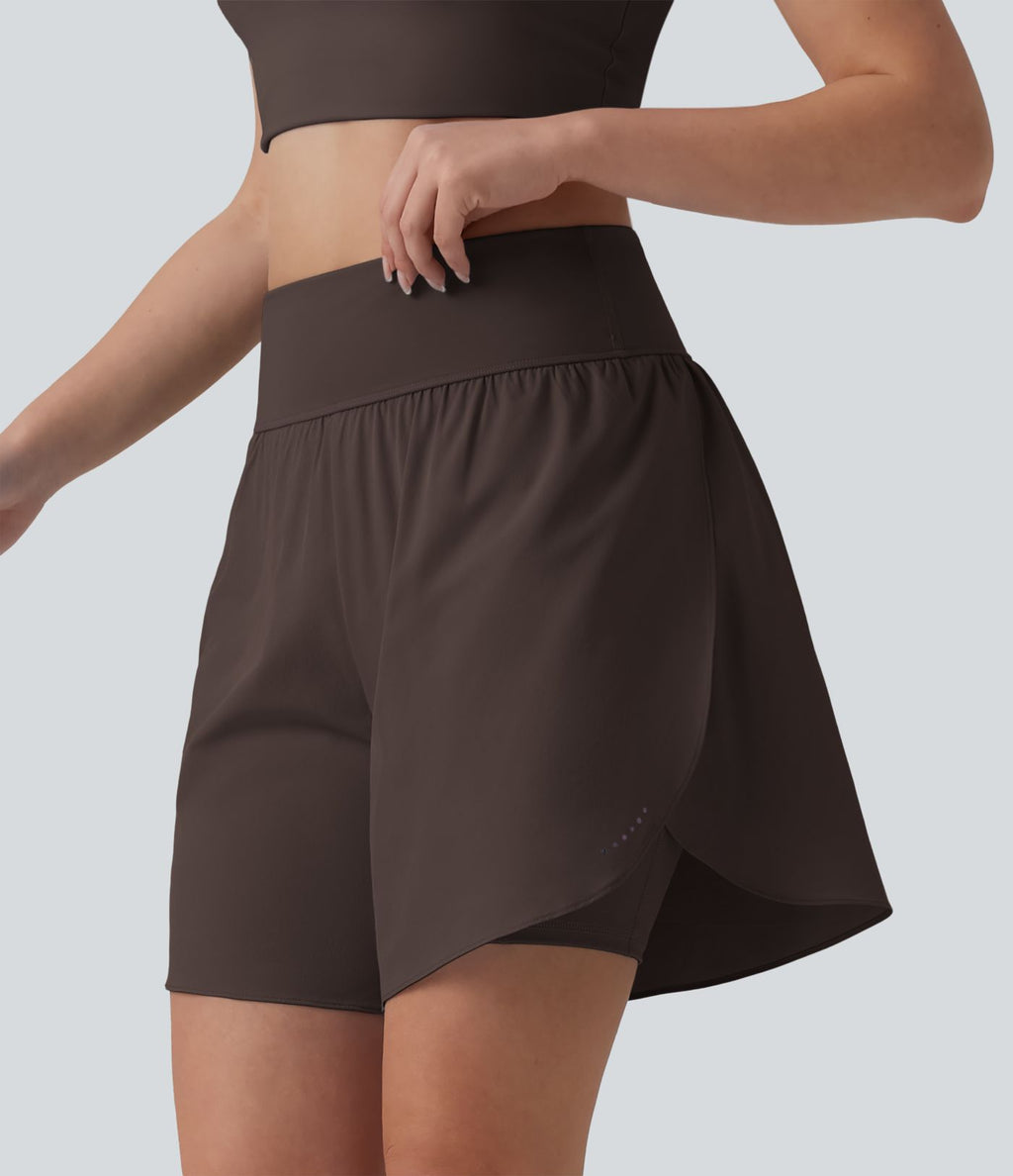 SoftlyZero™ QuickDry Short running 2-en-1 gainant taille haute à pois réfléchissants et ourlet croisé 17,5 cm avec poches