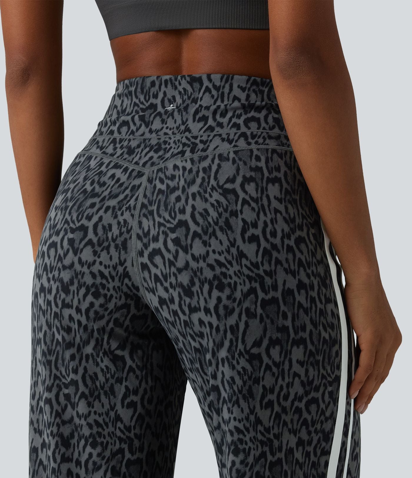 Halara UltraSculpt™ Pantalon de yoga droit taille haute imprimé léopard ventre plat avec bandes latérales et poches