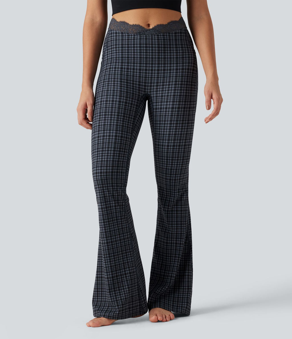 Legging yoga flare Halara UltraSculpt™ taille haute en V à motif tartan avec dentelle contrastée et poches