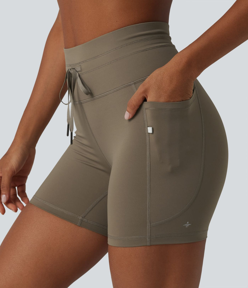 Short de cycliste yoga uni taille haute 12,5 cm avec cordon de serrage et poches