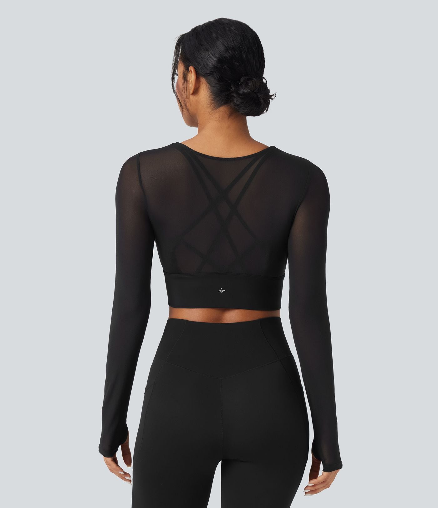 Haut de sport yoga cropped 2-en-1 manches longues mesh contrastant à trous pouces