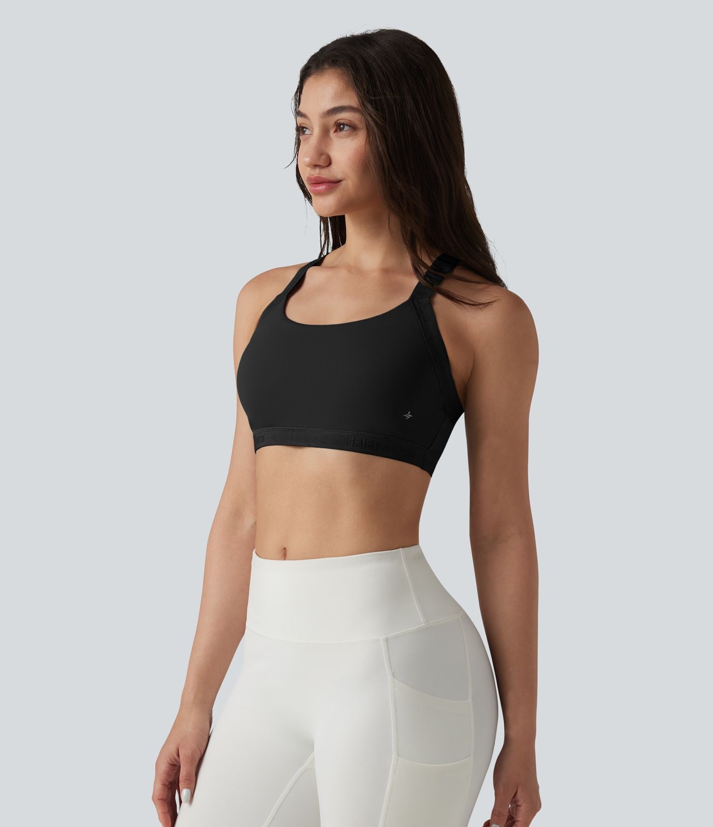 Brassière de sport effet frais InstantCool séchage rapide maintien léger avec bretelles croisées et dos nu, protection solaire UPF50+