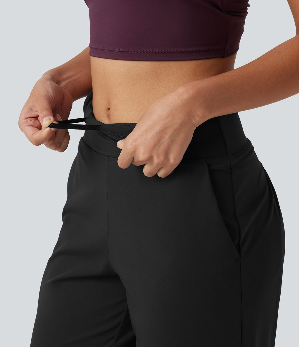 Pantalon de running court effet frais InstantCool taille haute à séchage rapide avec cordon intérieur, ourlet arrondi, poches et protection solaire UPF50+