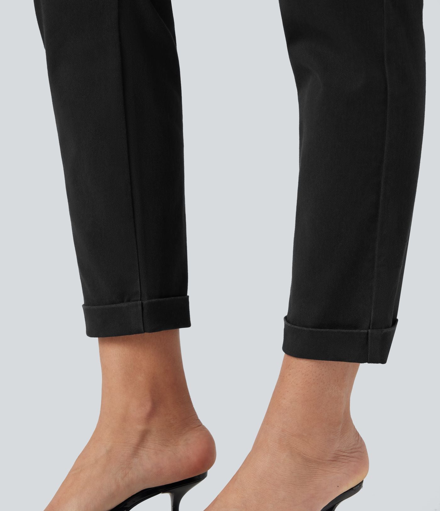Pantalon coton 7/8 coupe ajustée taille mi-haute avec poches