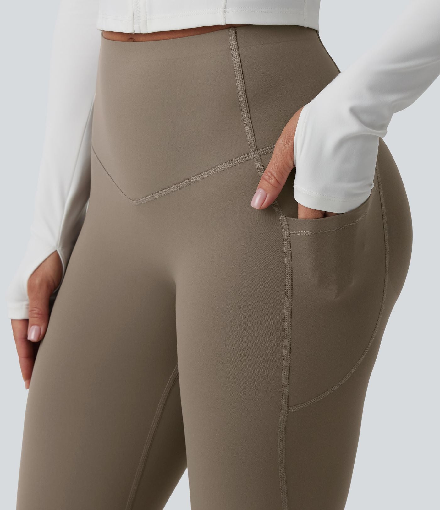 Legging sculptant d'entraînement corsaire Halara UltraSculpt™ taille haute galbant gainant avec poches
