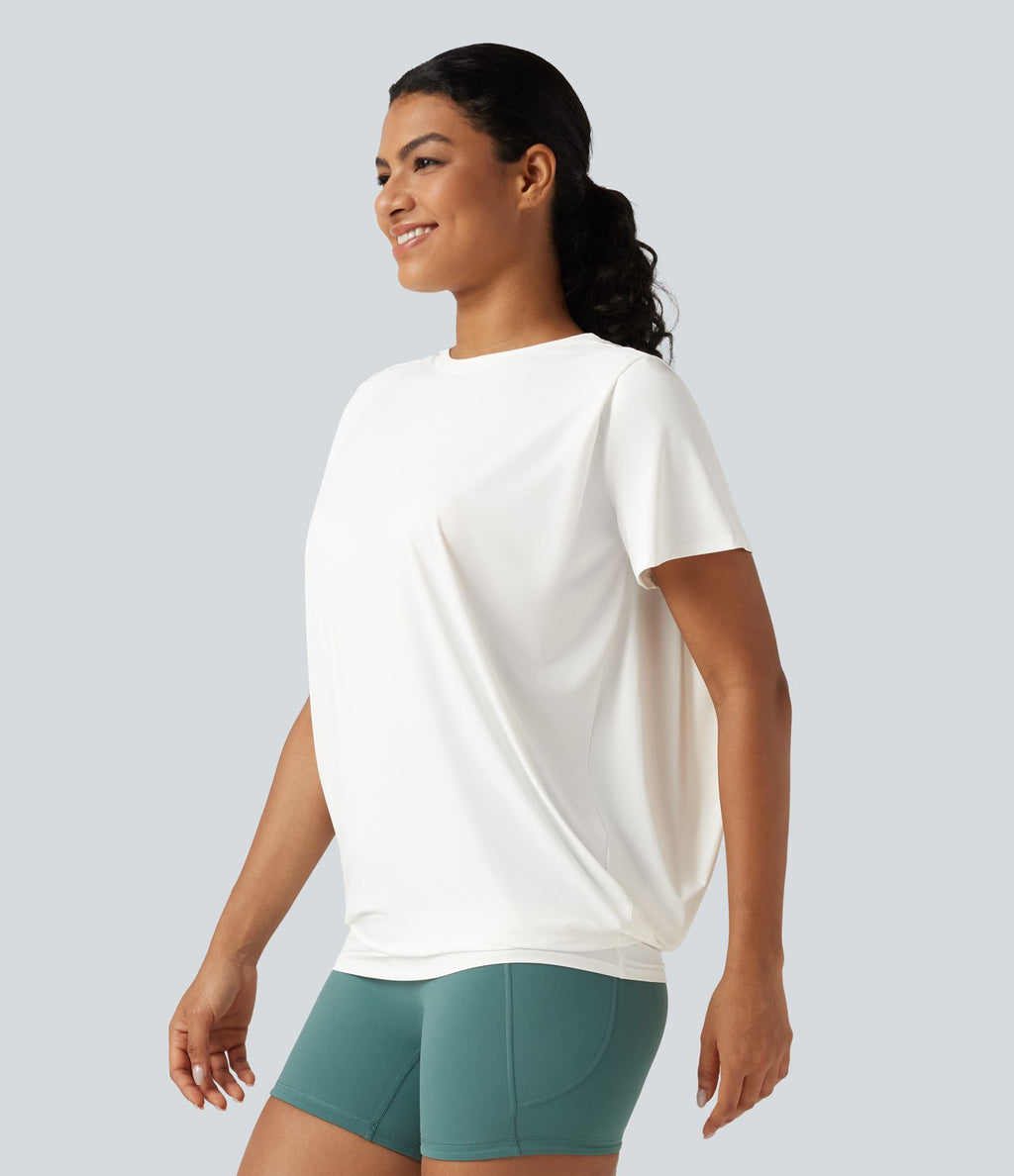 Haut de yoga effet frais InstantCool longueur allongée à manches courtes, encolure arrondie, fronces et protection solaire UPF50+