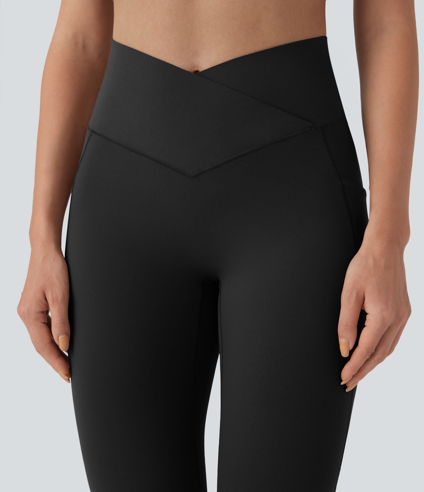 Legging 7/8 d'entraînement gainant taille haute croisé avec poches Halara UltraSculpt™