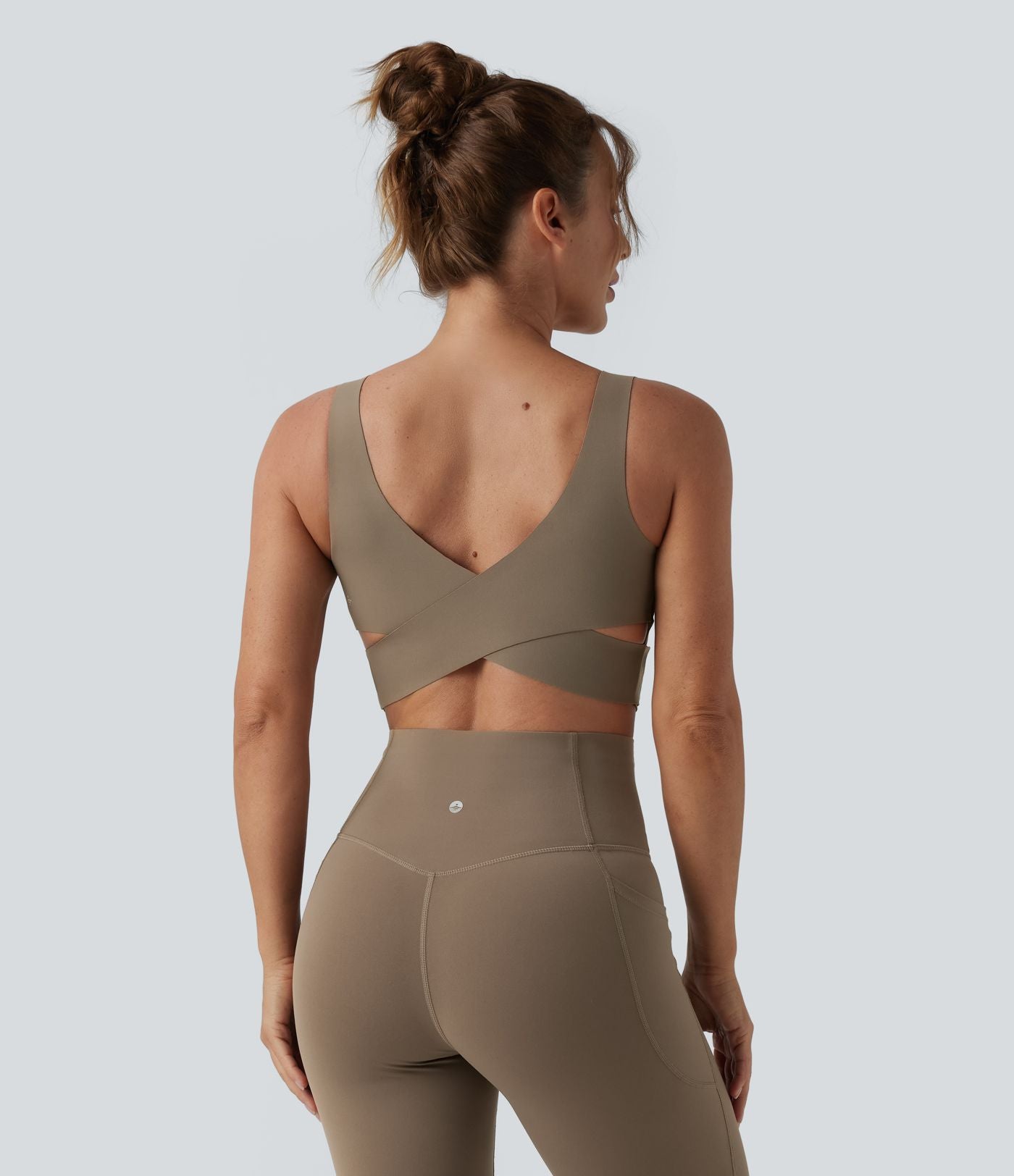 Brassière de sport d'entraînement Halara UltraSculpt™ maintien moyen col V push-up - Bonnets E-G