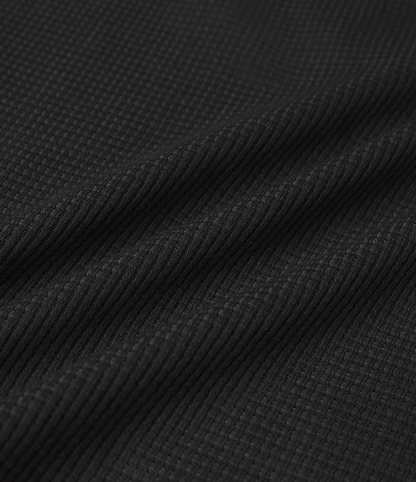 Top gaufré à capuche col Henley manches longues