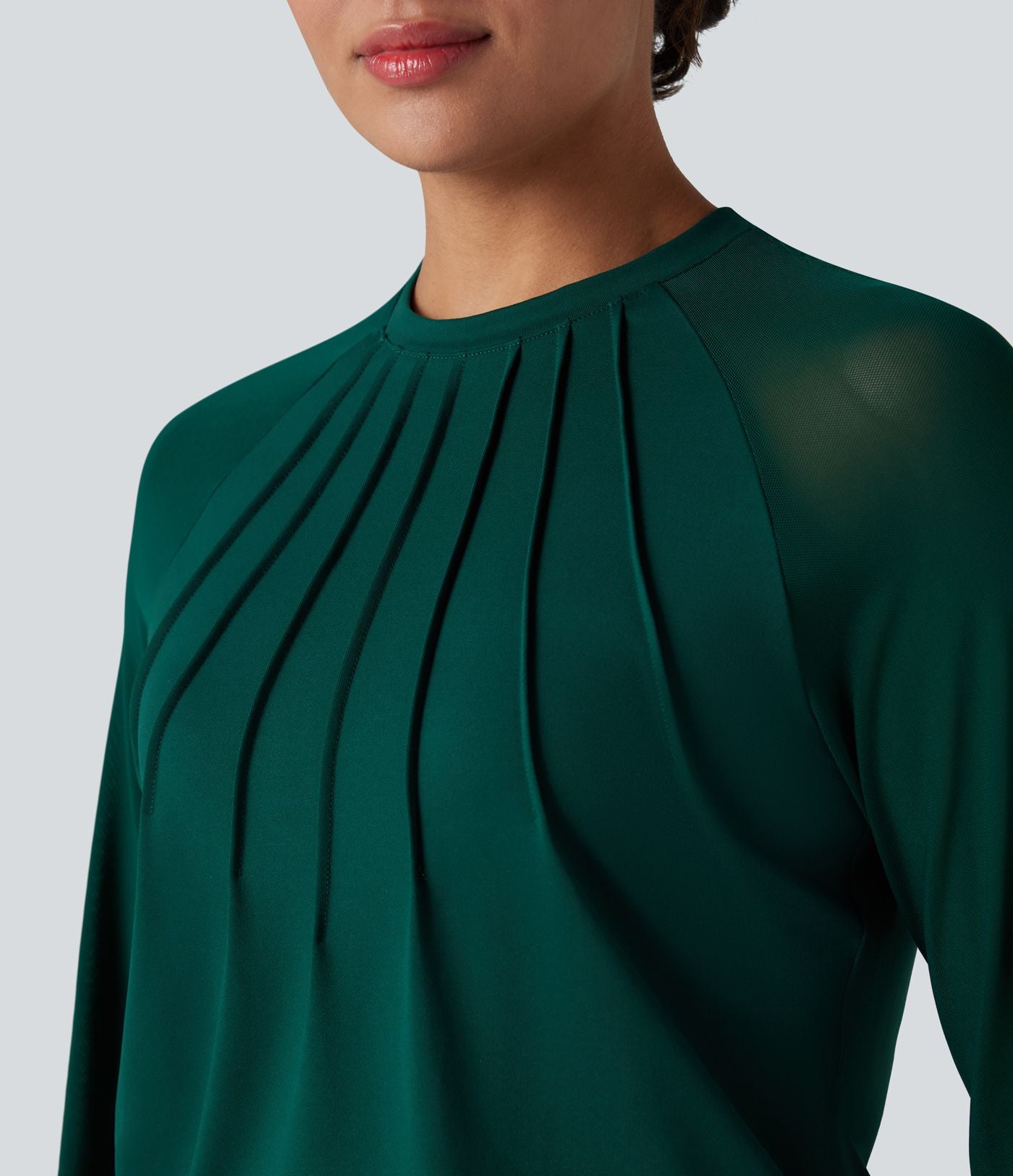 Blouse mesh contrastant col rond manches raglan longues