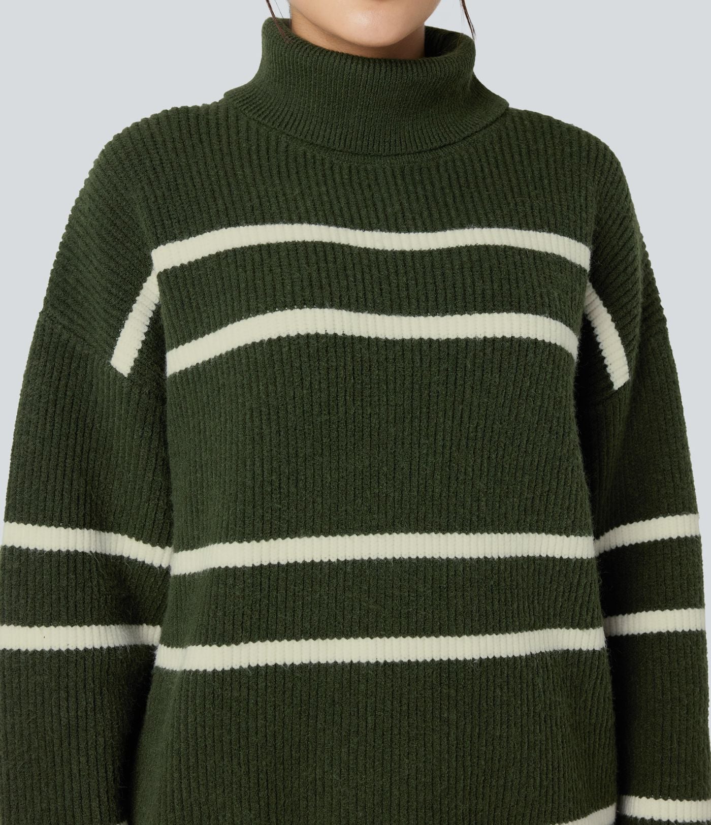 Pull color block col montant manches longues