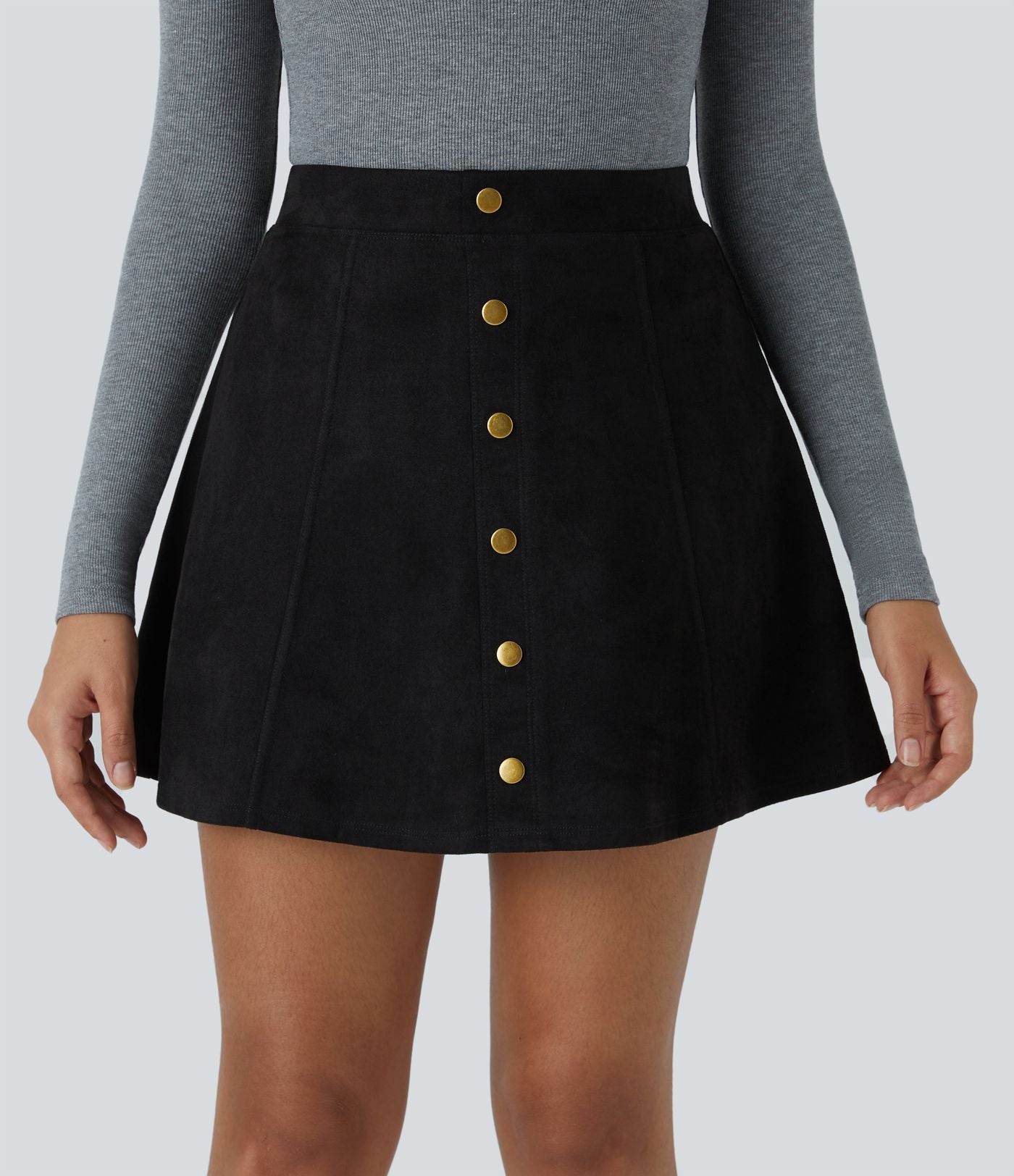 Jupe-short décontractée 2-en-1 en suédine taille haute, boutons décoratifs et coupe évasée