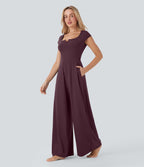 Combinaison de yoga Softlyzero™ Airy Cool Touch à col cranté, manches courtes, jambes larges et poches latérales - Édition Easy Peasy