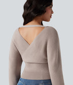 Pull col V manches chauve-souris longues à découpes