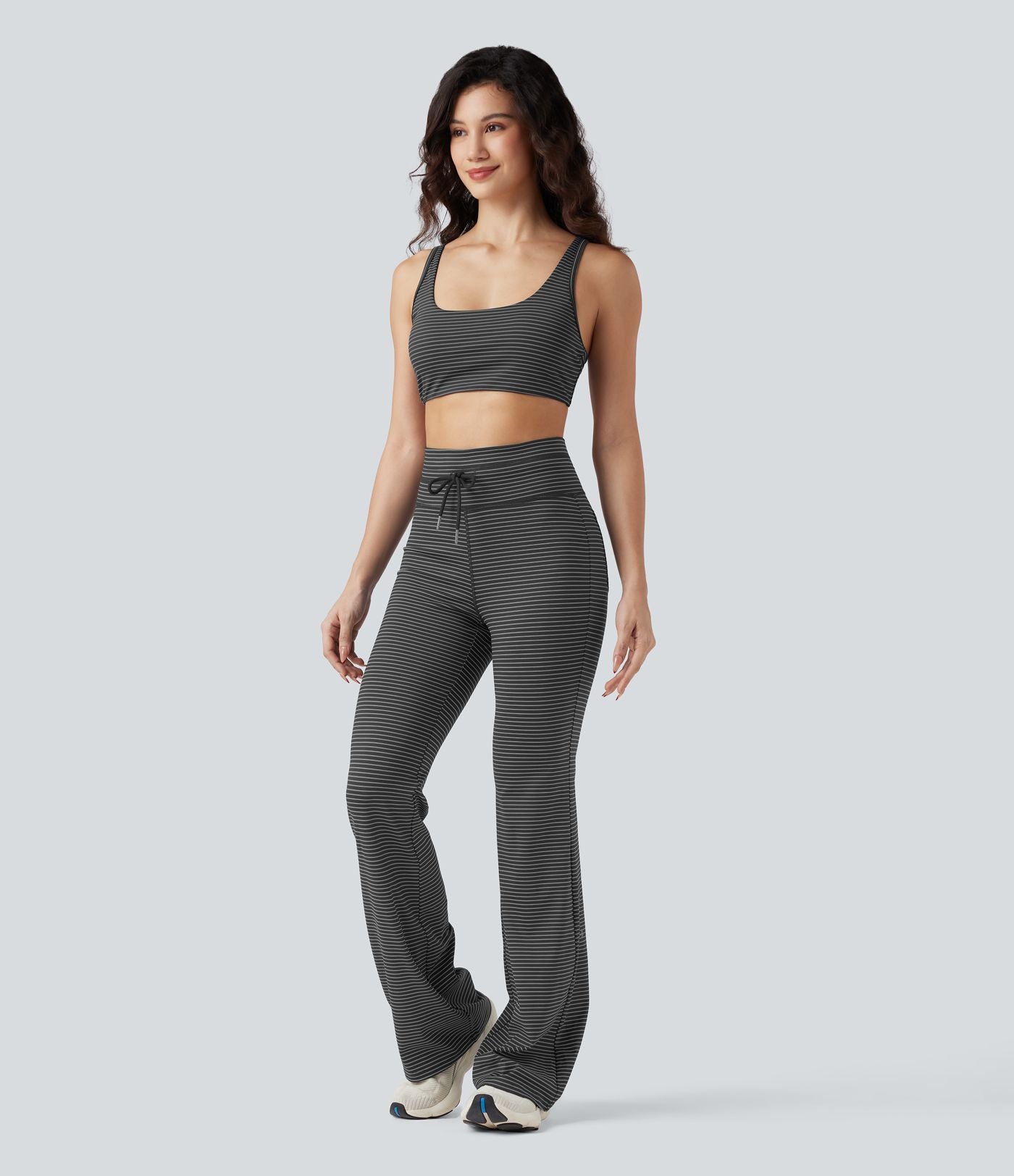 Pantalon de yoga évasé à rayures, taille haute, cordon et poches