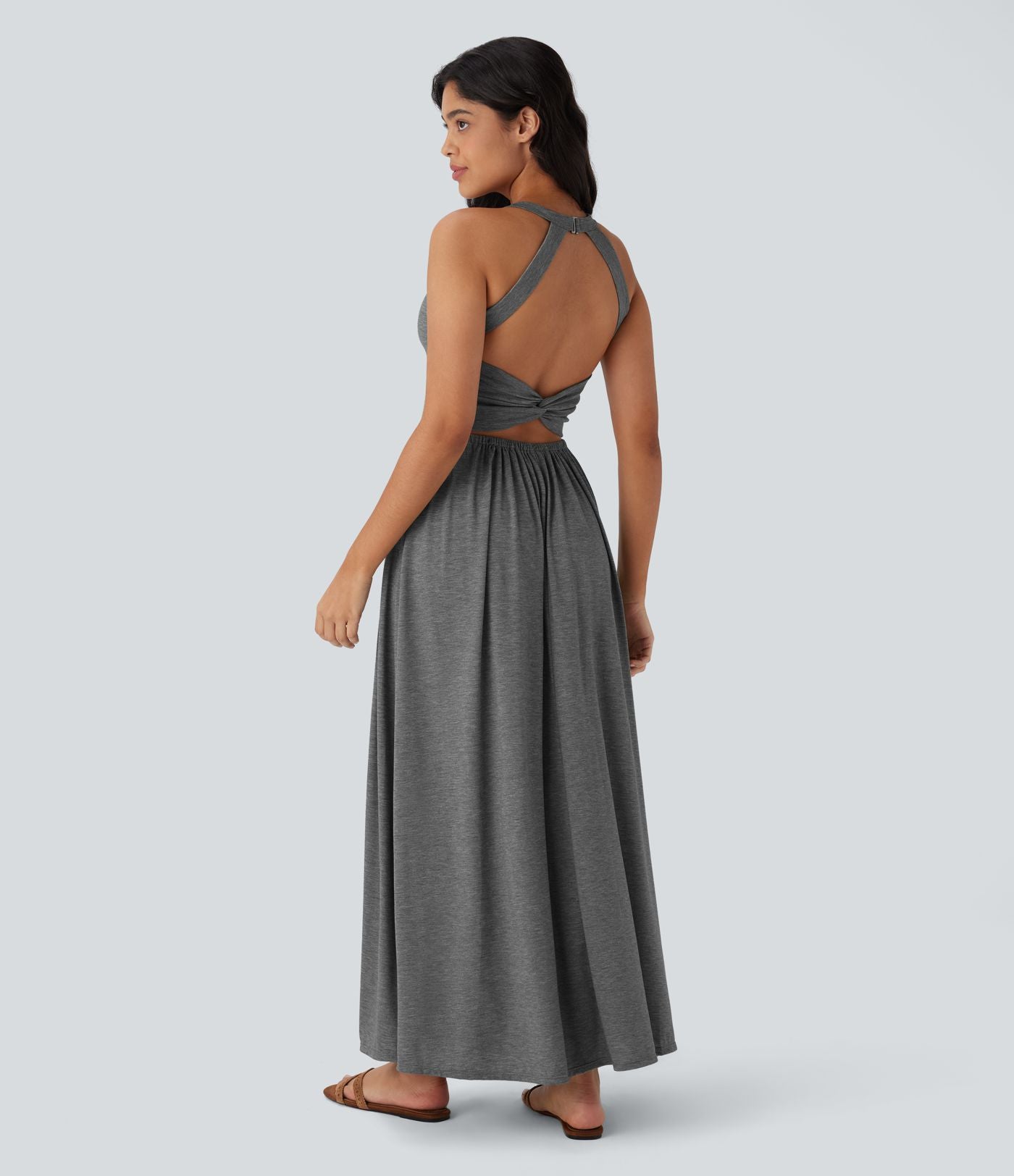 Robe longue fluide fendue avec poches latérales, dos nu et effet torsadé