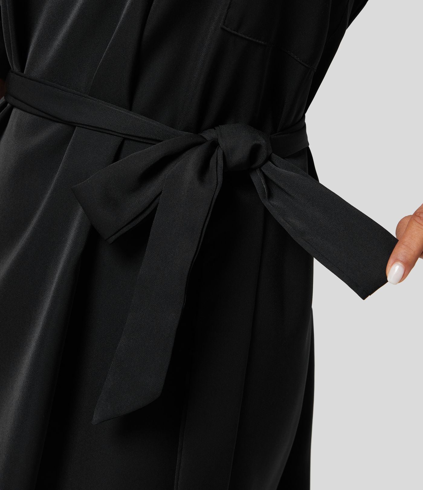Robe-chemise décontractée à col, manches retroussables et ceinture