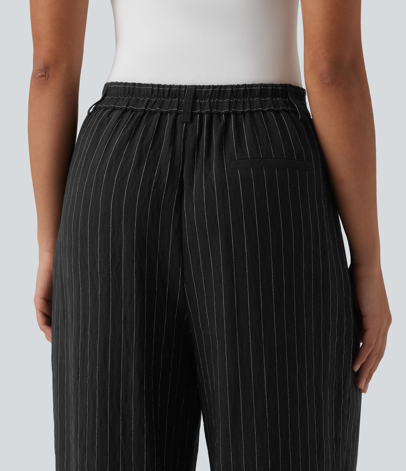 Pantalon bureau taille haute rayé, coupe ample avec poches