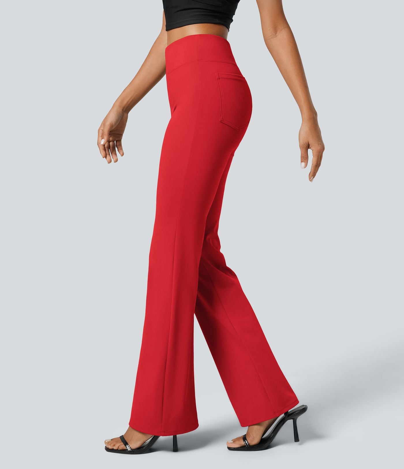 Pantalon tailleur légèrement évasé taille haute avec poches arrière Halara Flex™