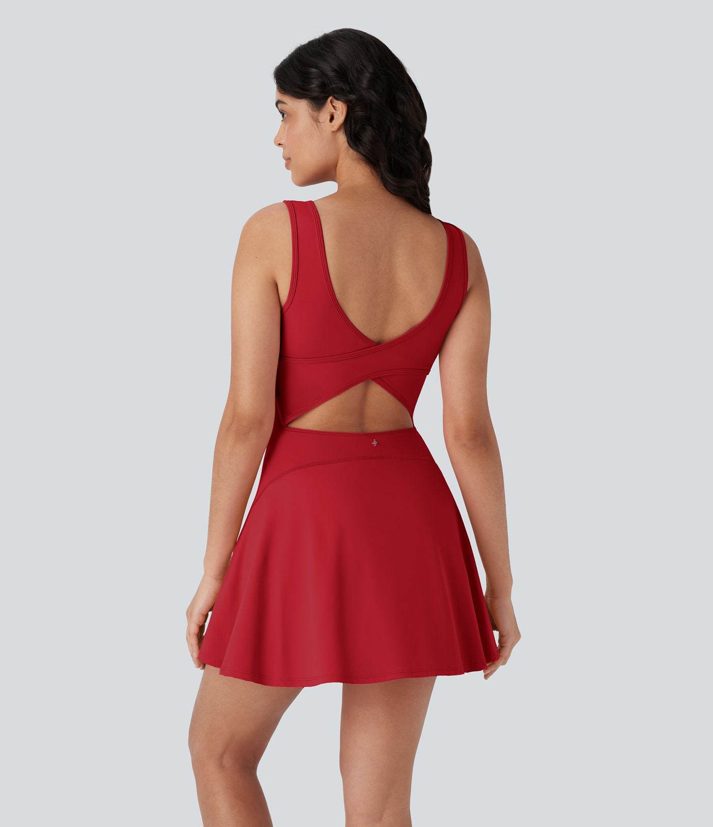 Softlyzero™ Airy Robe Sport de danse courte 2-en-1 avec dos nu croisé, encolure en U et poches latérales