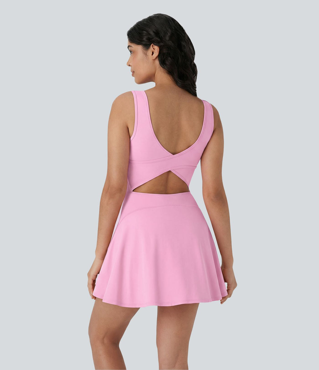 Softlyzero™ Airy Robe Sport de danse courte 2-en-1 avec dos nu croisé, encolure en U et poches latérales