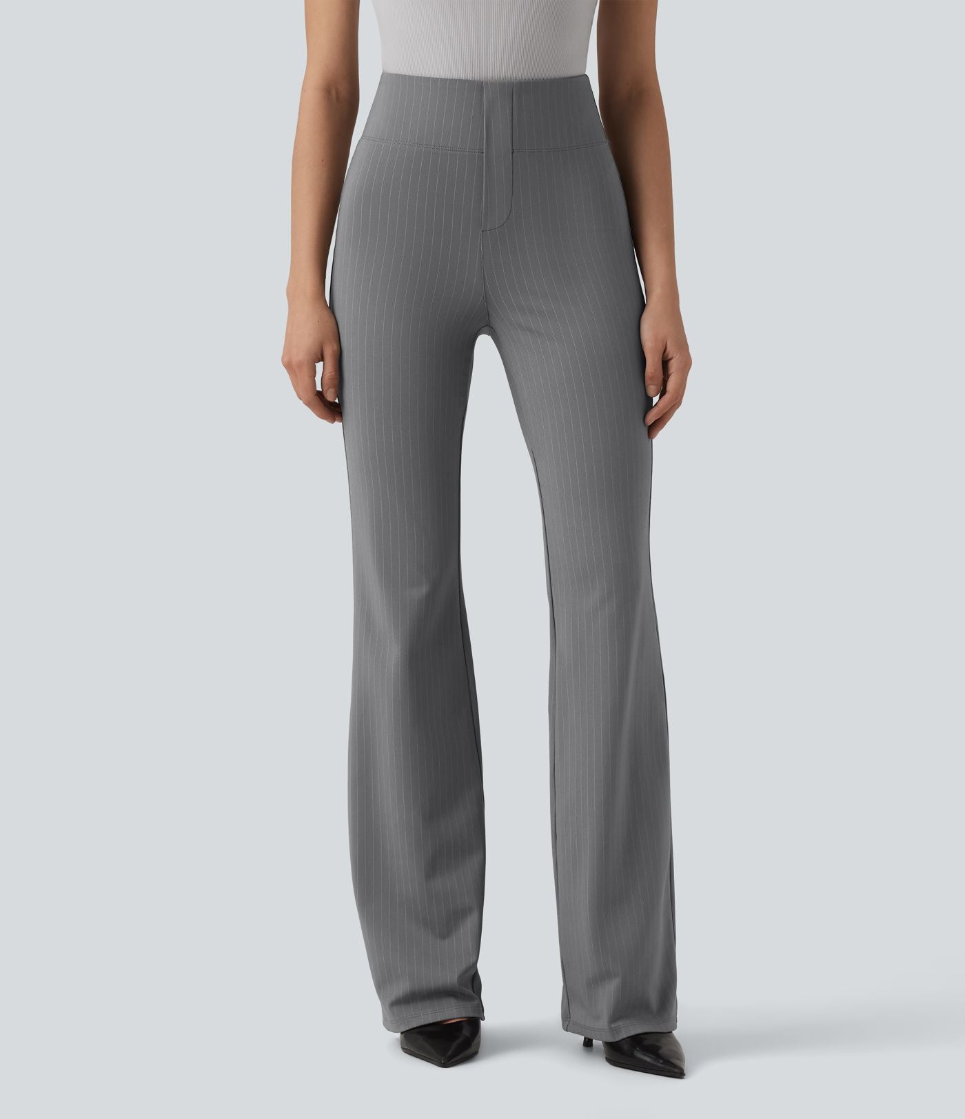 Pantalon tailleur évasé à rayures taille haute avec poches