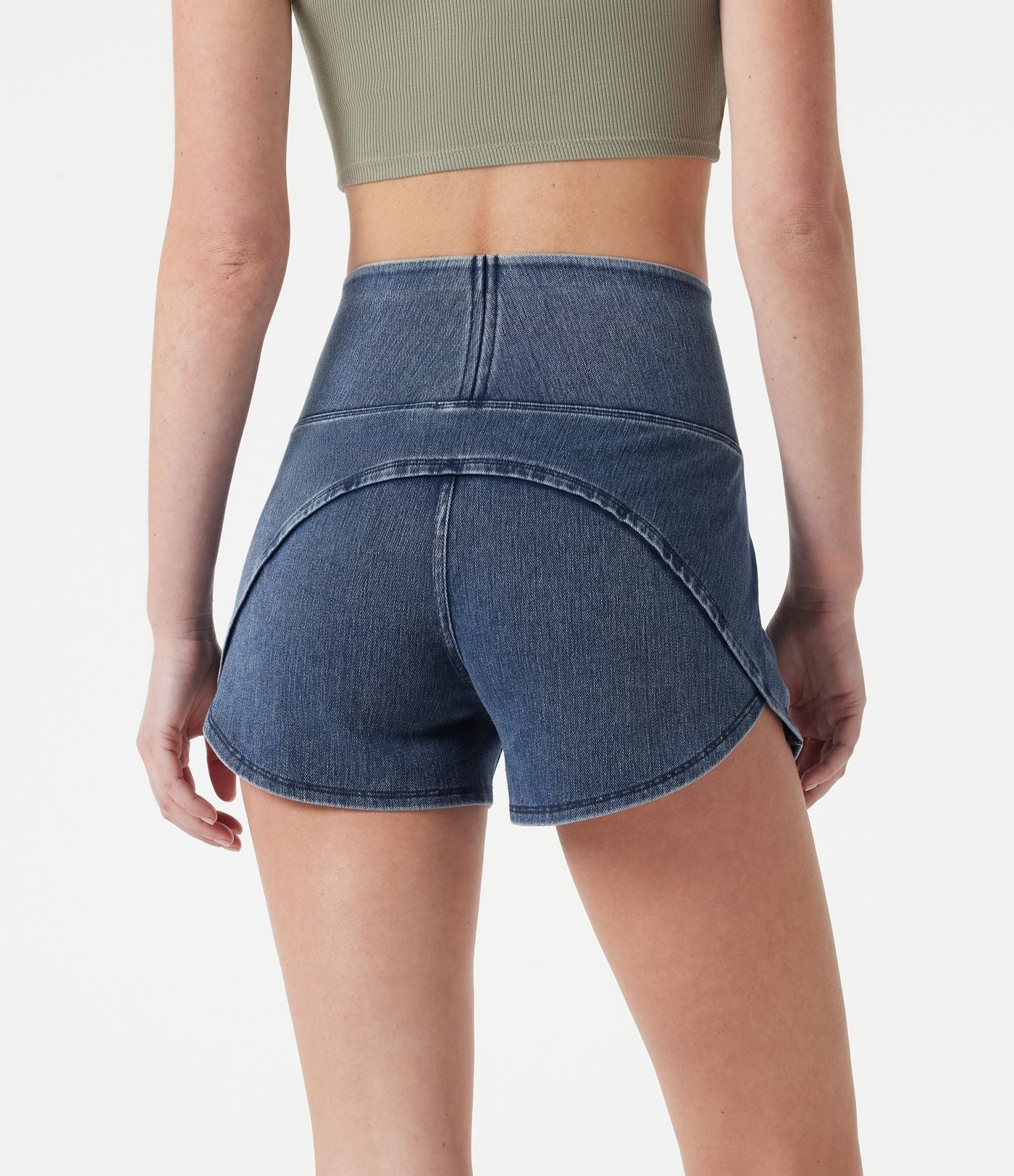 Short en jean casual moulant taille haute Halara Flex™ à ourlet incurvé avec poches