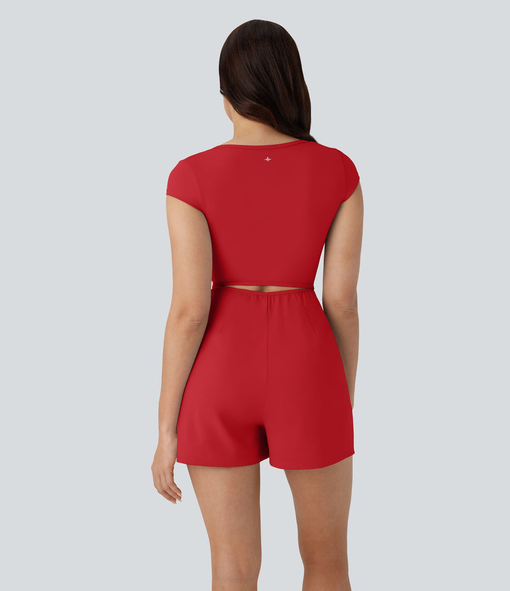 Combinaison de yoga Softlyzero™ Airy avec col U, manches courtes et poches latérales - Édition Easy Peasy