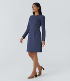Robe de travail mini ajustée col rond à épaulettes à manches longues et ourlet