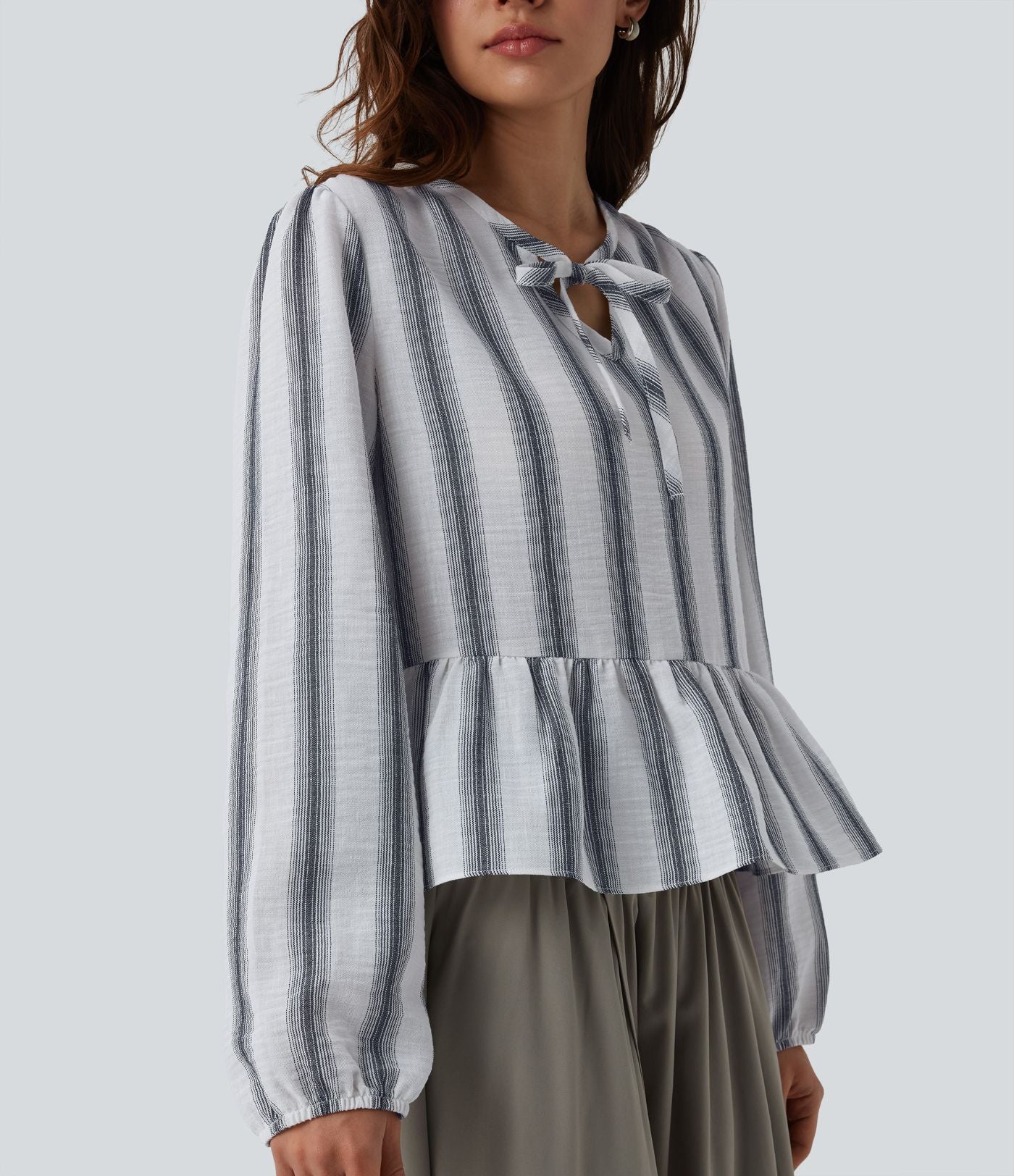 Blouse aspect lin à rayures manches longues ourlet à volants à nouer devant