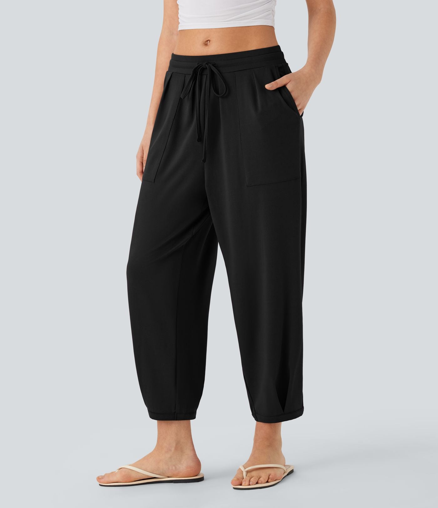 Pantalon décontracté fuselé à taille moyenne avec cordon et poches