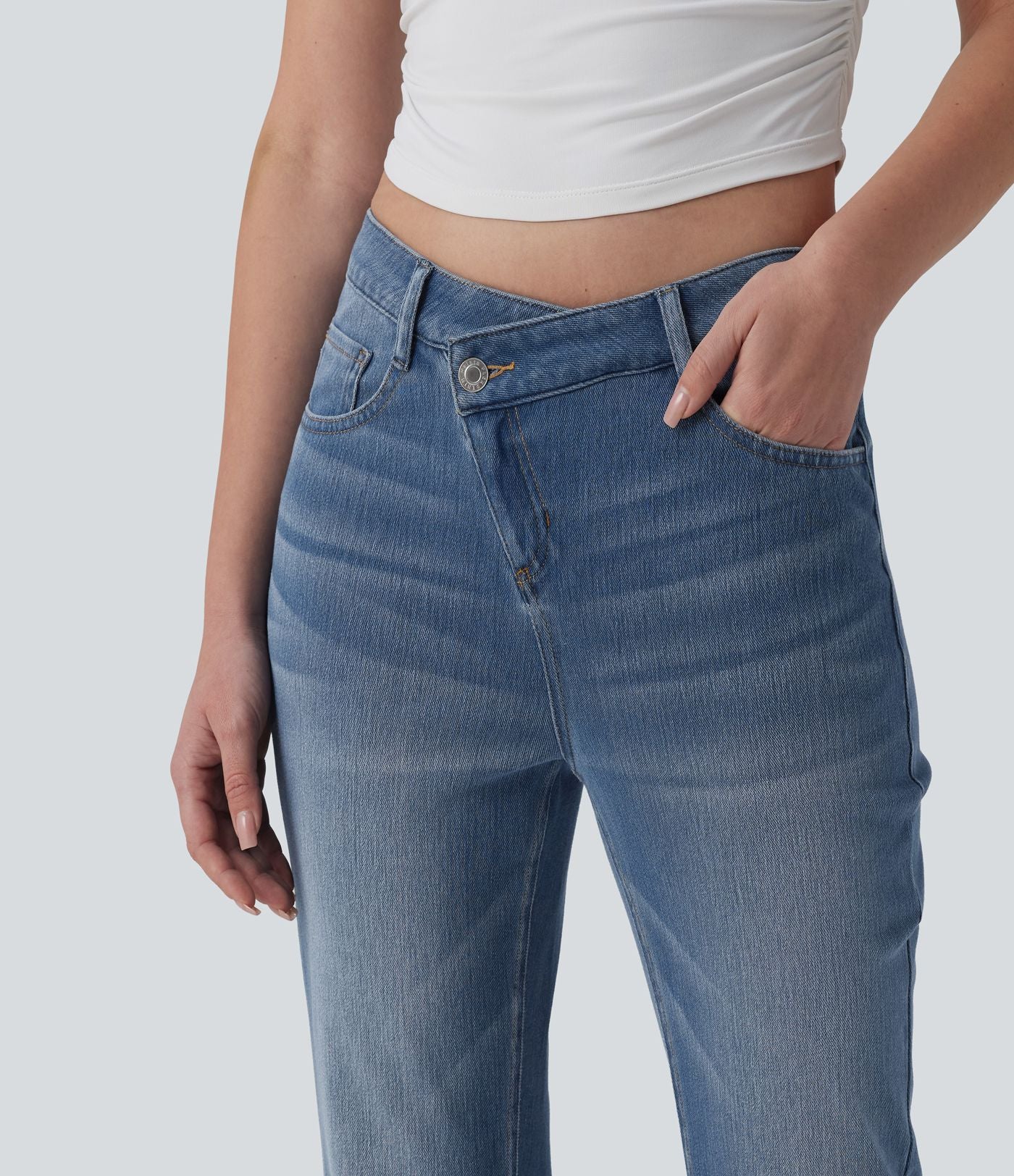 Halara Flex™ Jean évasé asymétrique taille haute avec poches