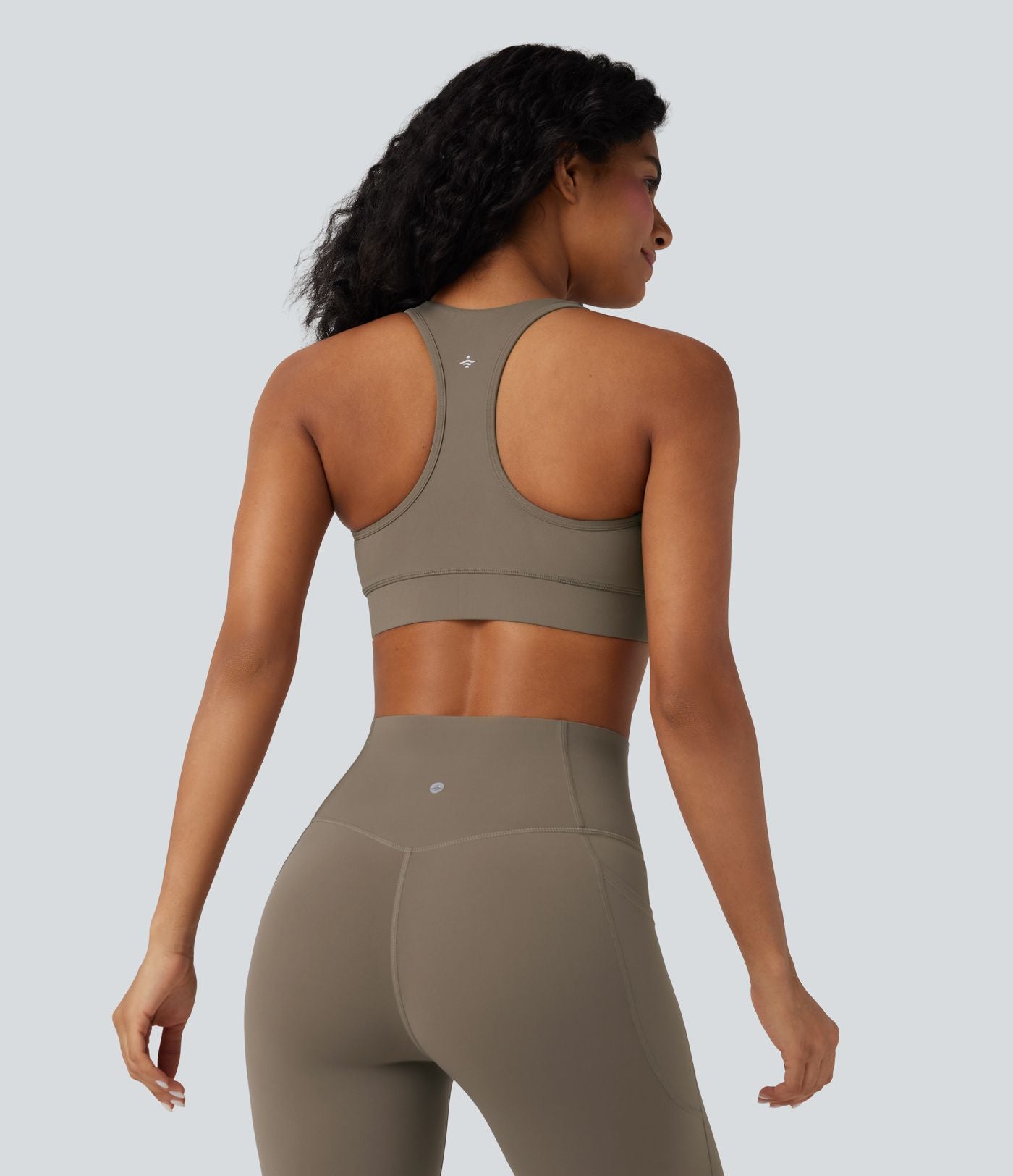 Brassière de sport entraînement Halara UltraSculpt™ soutien intermédiaire col V dos nageur bonnets A-C