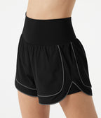 Short de yoga baggy 2-en-1 Breezeful™ taille haute à ourlet arrondi, séchage rapide, lignes réfléchissantes et poches