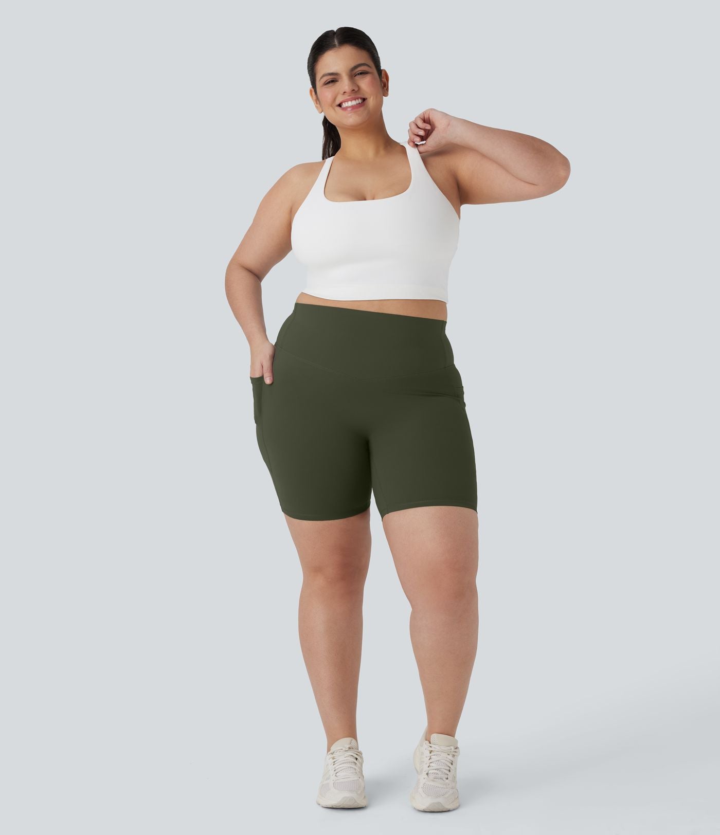 Short cycliste 17,5 cm d'entraînement gainant taille haute grande taille avec poches Halara UltraSculpt™