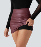 Jupe courte moulante 2-en-1 SoCinched gainante taille haute similicuir polaire froncée ourlet arrondi