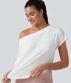 Haut de sport yoga asymétrique à une épaule manches courtes ourlet arrondi asymétrique séchage rapide